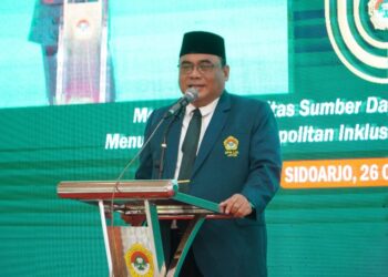 Ketua DPW LDII Jawa Timur Moch. Amrodji Konawi menegaskan bahwa keberhasilan sebuah organisasi bergantung pada dua hal utama: terciptanya hubungan yang harmonis baik secara vertikal maupun horizontal. Dok: LINES.