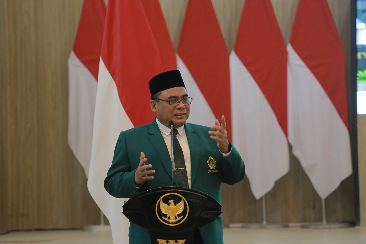 Ketua DPW LDII Jawa Timur, Moch Amrodji Konawi, menyampaikan pengarahan pada pembukaan Musyawarah Daerah (Musda) X LDII Kabupaten Jember di Pendopo Wahyawibawagraha, Kamis (23/10). (Dok. LINES Jember)