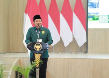 Ketua DPD LDII Kabupaten Jember, Akhmad Malik Afandi, menyampaikan sambutan usai terpilih kembali secara aklamasi sebagai Ketua LDII Jember masa bakti 2025–2030 pada Musyawarah Daerah (Musda) X LDII yang digelar di Pendopo Wahyawibawagraha Kabupaten Jember, Kamis (23/10). (Dok. LINES Jember)