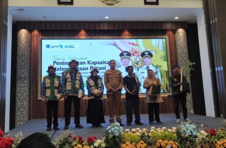 Aktif Berinovasi di Bidang Pertanian, Warga LDII Raih Penghargaan dari Bupati Lamongan