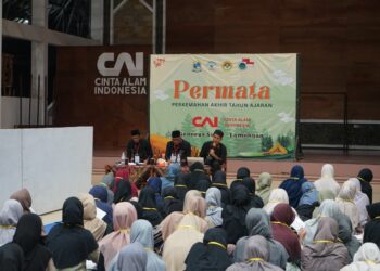 Para pemuda LDII dari wilayah PC LDII Sugio, Lamongan mengikuti kegiatan Perkemahan Akhir Tahun (Permata CAI) yang digelar pada 8–9 November 2025 di Bumi Perkemahan Wonosalam, Jombang, Jawa Timur. (Foto: Dok. LINES Lamongan)