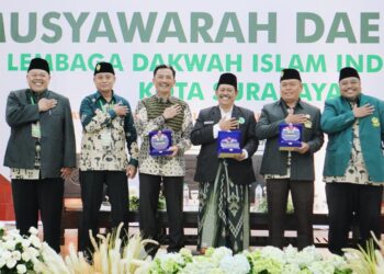 LDII Surabaya menggelar Dialog Kebangsaan pada kegiatan Musda X dengan menghadirkan narasumber dari berbagai latar belakang untuk memberikan pandangan dan inspirasi mengenai pentingnya sikap moderat dalam kehidupan beragama. Dok: LINES.
