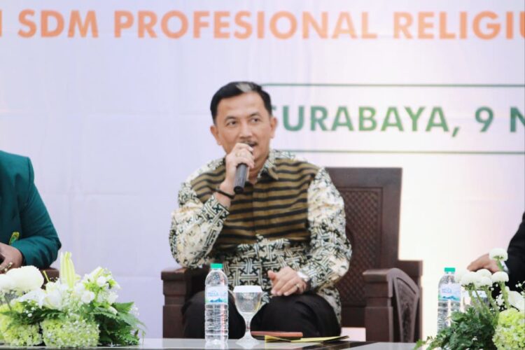 Kepala Badan Kesatuan Bangsa dan Politik Bakesbangpol Kota Surabaya Tundjung Iswandaru menekankan pentingnya menanamkan nilai nilai toleransi dan moderasi di tengah situasi global yang masih dipenuhi berbagai konflik sosial maupun keagamaan Dok LINES