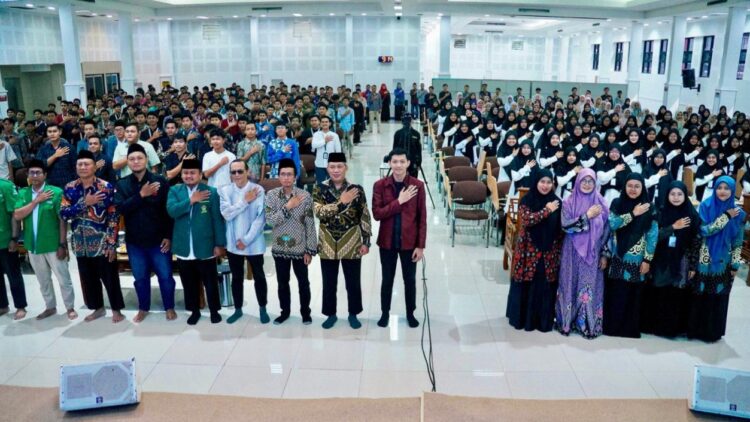 DPD LDII Kota Kediri menggelar Seminar Peningkatan Kapasitas Pemuda Kota Kediri di Gedung DMC lantai 5 Pondok Pesantren Wali Barokah Kediri Minggu 2812 Foto Dok LINES Kediri