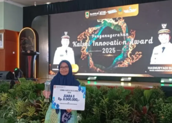Alorisa Tirta bersama timnya meraih Juara 2 Lomba Karya Tulis Ilmiah (LKTI) tingkat Provinsi Kalimantan Selatan 2025. Foto: Dok. LINES