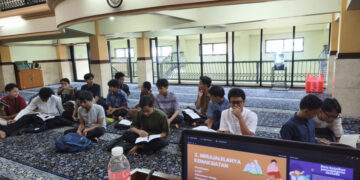 Generus LDII Jakarta Selatan mengisi liburan sekolah dengan mengikuti program Asrama Liburan Sekolah Aslilah Foto Dok LINES Jakarta