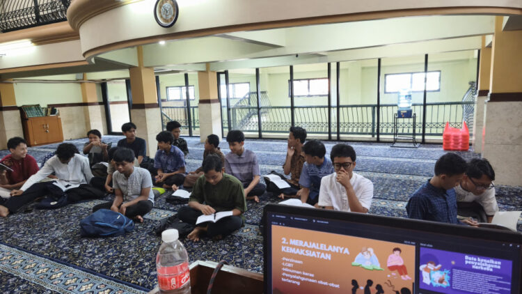 Generus LDII Jakarta Selatan mengisi liburan sekolah dengan mengikuti program Asrama Liburan Sekolah Aslilah Foto Dok LINES Jakarta