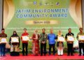 Pondok Pesantren Wali Barokah, Kota Kediri, meraih Penghargaan Eco Pesantren Kategori Pratama dalam ajang Jatim Environment Community Award 2025 yang digelar Dinas Lingkungan Hidup (DLH) Provinsi Jawa Timur, Rabu (24/12), di Gedung Graha Wisata Surabaya. Foto: Dok. LINES Kediri