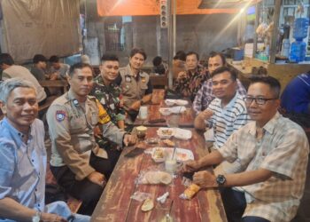 PAC LDII Medaeng memperkuat sinergi dengan tiga pilar kewilayahan di Desa Medaeng, Kecamatan Waru, Kabupaten Sidoarjo, Senin (22/12), sebagai langkah antisipasi potensi gangguan keamanan jelang Nataru. Dok: LINES.