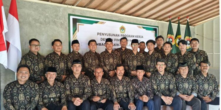 Pengurus DPD LDII Kabupaten Tabanan bersama dewan penasihat dan pengurus cabang saat penyusunan program kerja 2026 di Kantor Yayasan Bali Pandega Insani Minggu 181 Foto Dok LINES Tabanan