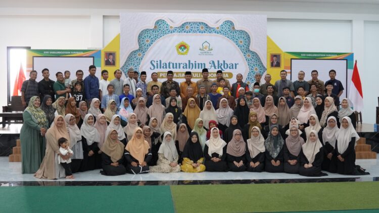 Peserta Silaturahim Akbar Pengajian Tuli Indonesia di GSG Sabilurrosyidin Surabaya yang diikuti generasi tuli dari berbagai daerah sebagai rangkaian wisata religi dan penguatan kebersamaan komunitas Jumat 21 Foto Dok LINES Jatim