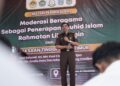 Analis Data dan Informasi Bidang Intelijen Kejati Jawa Timur Abdullah menyampaikan materi moderasi beragama kepada santri Ponpes Al Ubaidah Kertosono Kamis 291 Foto Dok PID Ponpes Al Ubaidah