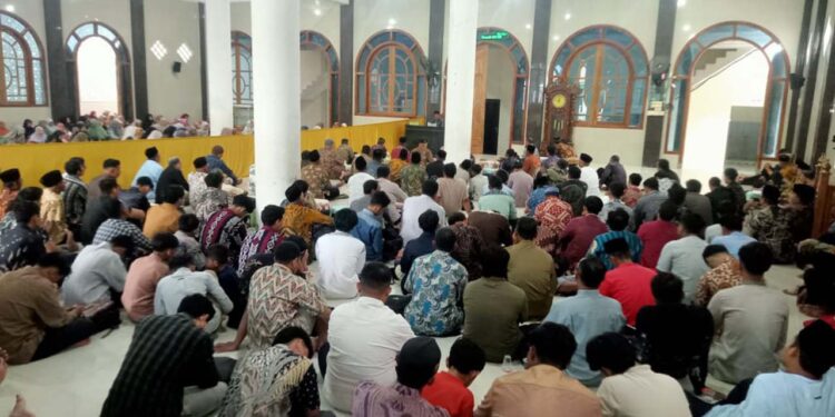 PC LDII Karanggeneng mengajak seluruh warga LDII untuk bersikap bijak dan bertanggung jawab dalam bermedia sosial Dok LINES