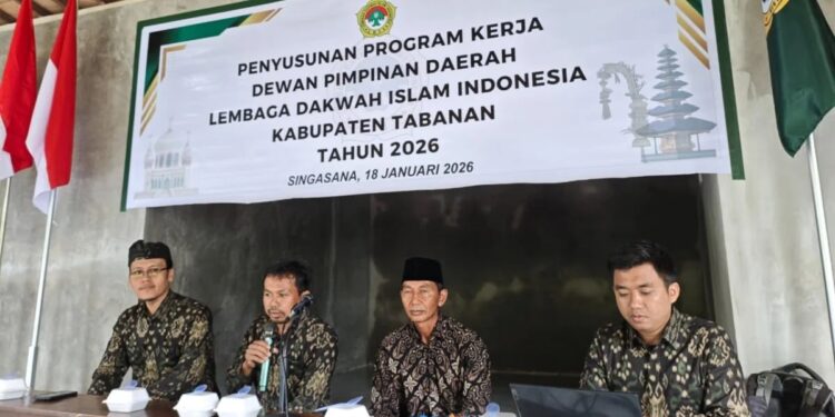 Pengurus DPD LDII Kabupaten Tabanan bersama dewan penasihat dan pengurus cabang saat penyusunan program kerja 2026 di Kantor Yayasan Bali Pandega Insani Minggu 181 Foto Dok LINES Tabanan