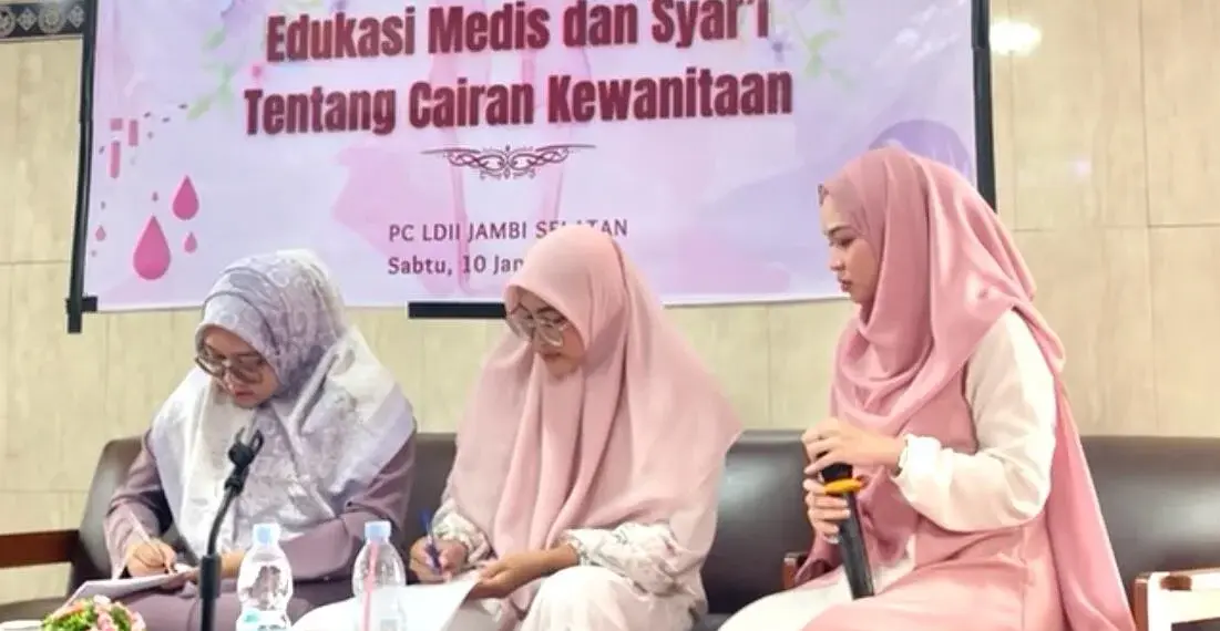 PC LDII Jambi Selatan menggelar seminar edukasi kesehatan dan kebersihan kewanitaan bagi para ibu pada Sabtu 101 di Masjid Al Barokah Pasir Putih Kecamatan Jambi Selatan Foto Dok LINES Jambi