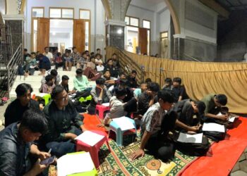 PC LDII Kandat menggelar Pengajian Akhir Tahun yang diselenggarakan di Masjid Nurul Hidayah, Desa Ngletih, Kecamatan Kandat, Kabupaten Kediri, mengusung tema “Mewujudkan Generasi Milenial yang Berakhlakul Karimah, Alim, Fakih, dan Mandiri.”, Rabu (31/12). Foto: Dok. LINES Kediri