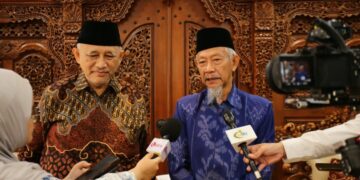 Ketua Umum DPP LDII KH Chriswanto Santoso kiri saat bersilaturahim ke Kantor Pimpinan Pusat Muhammadiyah pada Selasa 13 Januari 2026 Foto Dok LINES