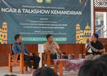 Pemuda LDII Kota Kediri mengajak generasi muda untuk lebih mandiri secara ekonomi melalui talkshow bertajuk “Inspirasi Kemandirian Bersama Pengusaha Kuliner dan Konveksi” pada Minggu (25/1). Dok: LINES.