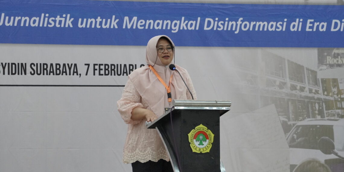 Kepala Dinas Komunikasi dan Informatika Kominfo Jawa Timur Sherlita Ratna Dewi Agustina mengingatkan pentingnya peran jurnalis warga LDII dengan menyampaikan informasi yang relevan bagi masyarakat untuk menangkal hoaks dan disinformasi di era digital Dok LINES