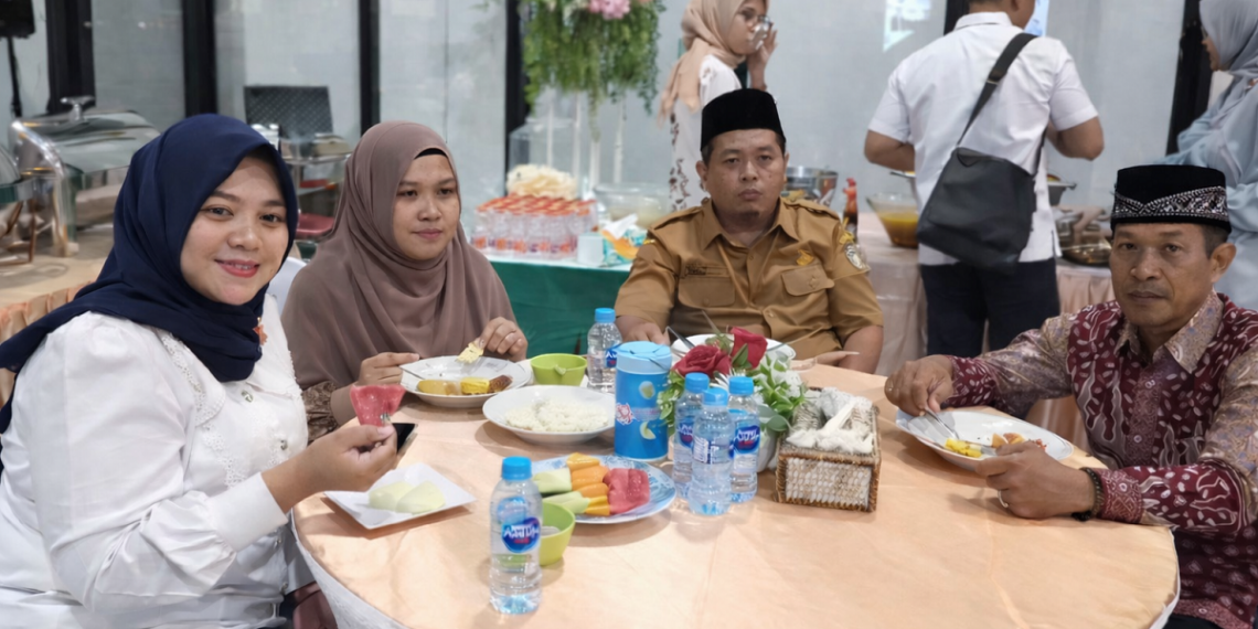 ldiisitubondosafariramadan2026 | LDII JAWA TIMUR Wakil Ketua DPD LDII Situbondo Hartono kanan menghadiri Safari Ramadan di Mapolres Situbondo Senin 2322026 Foto LINES Situbondo