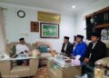 Pengurus Ponpes Wali Barokah Kediri silaturahim ke Ketum MUI KH Anwar Iskandar. Foto: KIM PPWB