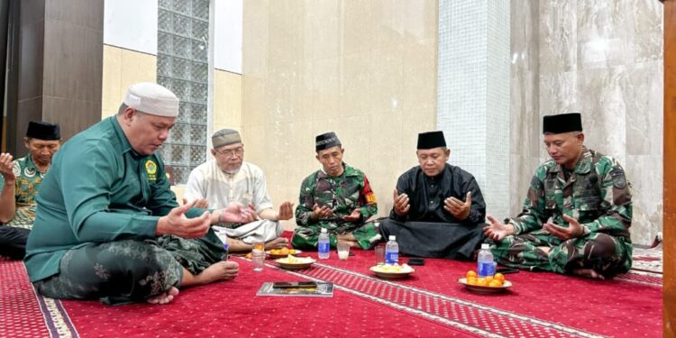 Koramil Kaliwates menggelar Safari Ramadan di Masjid Ar Royan Mangli Kaliwates Jember Jumat 63 malam Foto LINES Jember