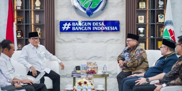 Jajaran DPP LDII bertemu Mendes PDT Yandri Susanto Foto LINES