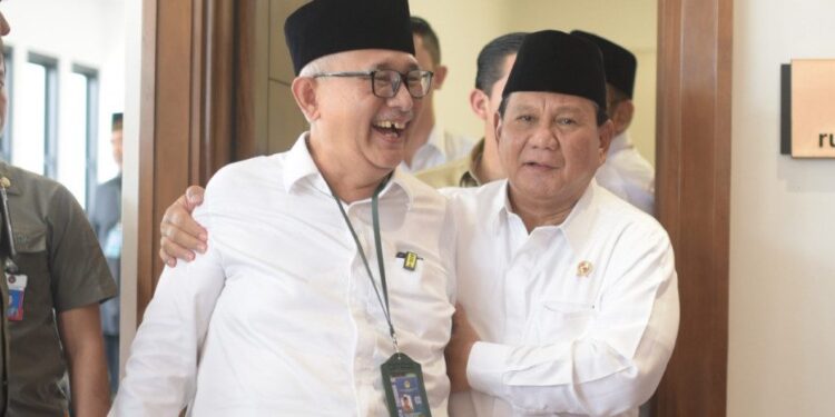 PresidenPrabowoSubiantoHadiriMunasLDII2026 | LDII JAWA TIMUR Prabowo Subianto bersama Ketum LDII KH Chriswanto Santoso di Rakernas LDII 2023 Foto LINES
