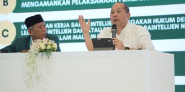 Direktorat II Jaksa Agung Muda Bidang Intelijen Kejaksaan Agung RI Yulius Sigit Kristanto kanan Foto LINES