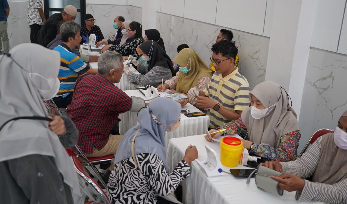 cekkesehatanwargasurabayaldiijawatimur | LDII JAWA TIMUR Warga LDII memanfaatkan layanan pemeriksaan kesehatan gratis oleh Puskesmas