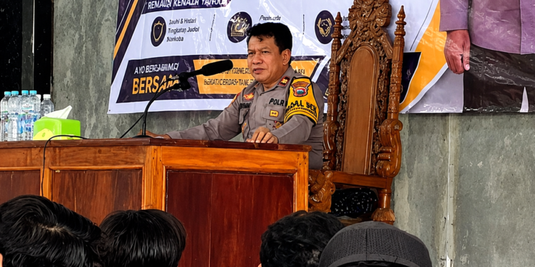 kapolsekkaranggenenglamonganajakpemudaldiipeloporkamtibmas | LDII JAWA TIMUR Kapolsek Karanggeneng IPTU Sofian Ali Foto LINES Lamongan