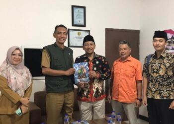 Pengurus LDII Jember berkunjung ke Diskominfo untuk membahas rencana Diklat Jurnalistik bagi generasi muda guna meningkatkan literasi digital dan promosi potensi daerah Foto LINES Jember