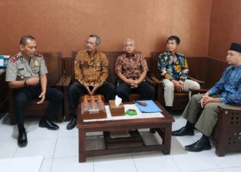 Pengurus PC LDII Pacitan melakukan silaturahim dan koordinasi dengan Kapolsek Iptu Yuyun Krisna Foto LINES Pacitan