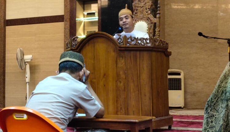 Ustadz Siswoyo mengingatkan warga LDII pentingnya menumbuhkan sikap dermawan Foto LINES Surabaya