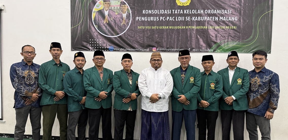 Dwi Pramono tengah menegaskan pentingnya tata kelola organisasi yang baik dalam konsolidasi LDII Kabupaten Malang agar program memberi manfaat nyata bagi masyarakat Foto LINES Malang