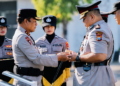 Prosesi pelantikan Kombes Pol. Jazuli Dani Iriawan sebagai Kapolresta Tuban dalam upacara pengukuhan Polresta Tuban yang dipimpin Kapolda Jawa Timur Irjen Pol. Nanang Avianto, Rabu (15/7/2026).