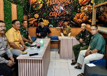 PC LDII Balongbendo menghadiri forum komunikasi bersama Babinsa, Bhabinkamtibmas dan Pemerintah Desa Penambangan untuk memperkuat deteksi dini keamanan lingkungan. Foto: LINES Sidoarjo