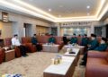 bupatipasuruanterimasilaturahimldii | LDII JAWA TIMUR upati Pasuruan Rusdi Sutejo menerima audiensi pengurus DPD LDII Kabupaten Pasuruan di Kantor Bupati Kamis 167 Foto LINES Pasuruan