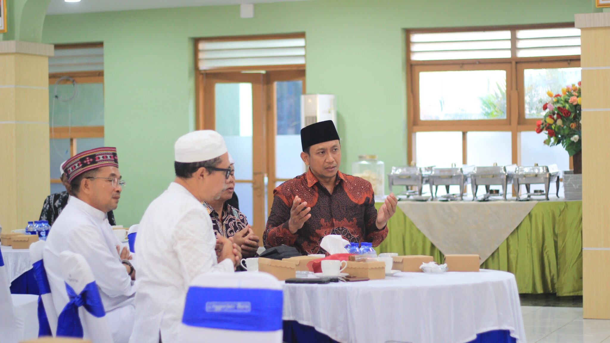 ketualdiijemberakhmadmalik | LDII JAWA TIMUR Ketua DPD LDII Jember Akhmad Malik Afandi saat menghadiri silaturahim lintas agama
