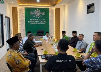FORMULA SATU dan PCNU Banyuwangi berkomitmen memperkuat toleransi melalui kolaborasi pemuda lintas agama Senin 672026 Foto LINES Banyuwangi