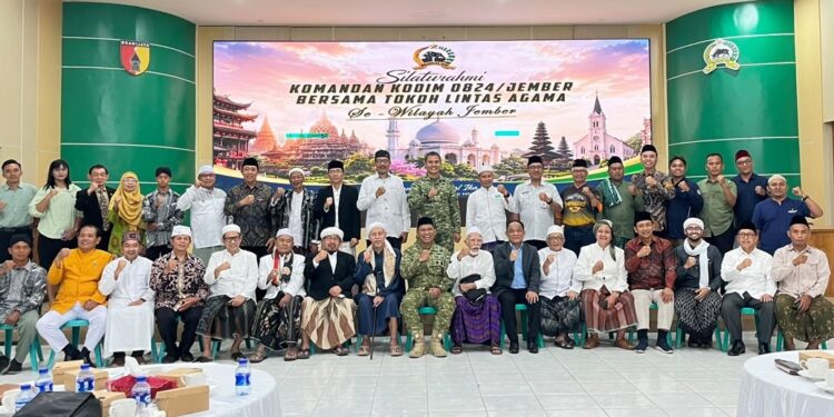 silaturahimlintasagamadijember | LDII JAWA TIMUR DPD LDII Kabupaten Jember menghadiri silaturahim tokoh lintas agama yang digelar Kodim 0824Jember untuk memperkuat persatuan dan toleransi Rabu 17 Foto LINES Jember