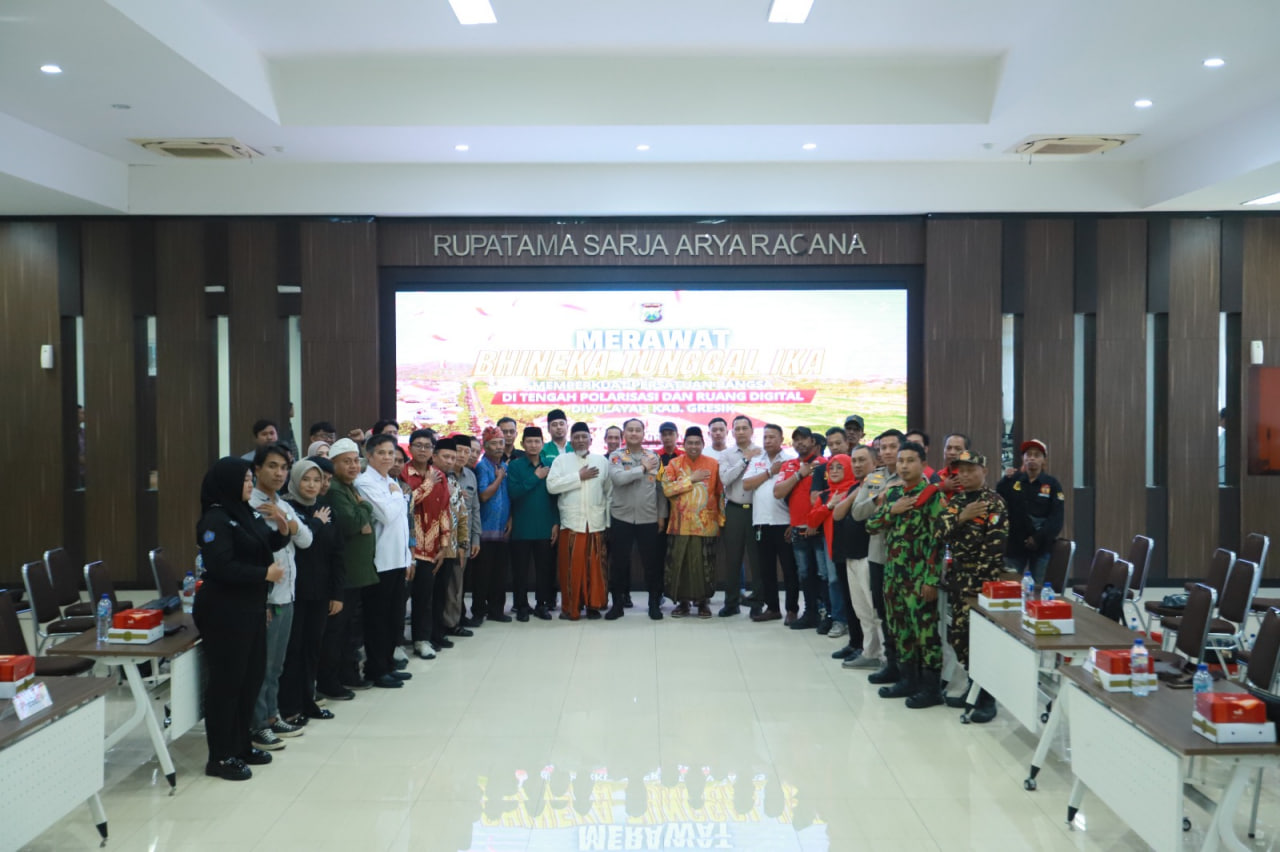 DialogkebangsaanKapolresGresikbersamaelemenmasyarakat | LDII JAWA TIMUR Seruan bersama elemen masyarakat Gresik untuk menjaga persatuan dan kerukunan di tengah polarisasi dan tantangan ruang digital