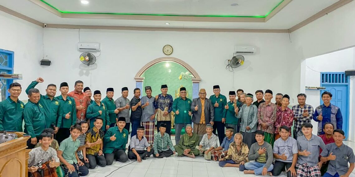 PengajianwargaLDIITubanPenyandangKusta | LDII JAWA TIMUR Pengurus DPW LDII Jawa Timur bersama anggota Majelis Taklim di Nganget Kecamatan Singgahan Kabupaten Tuban Dok LINES