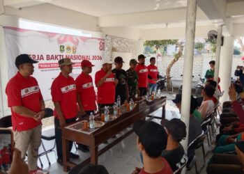 kerjabaktinasionalldiisumenep | LDII JAWA TIMUR Bupati Sumenep Achmad Fauzi Wongsojudo membuka kegiatan Kerja Bakti Nasional 2026 yang digelar DPD LDII Sumenep bersama sejumlah elemen masyarakat di Desa Paberasan Sabtu 2982026 Foto LINES Sumenep