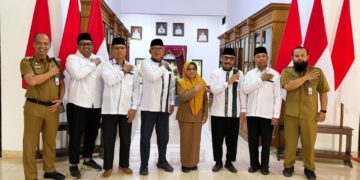 ldiimagetanaudiensidenganbupati | LDII JAWA TIMUR Bupati Magetan Nanik Endang Rusminiarti bersama jajaran DPD LDII Magetan usai audiensi di Pendopo Surya Graha Senin 382026 Foto LINES Magetan