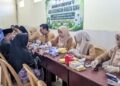 CekKesehatanGratisLDIILamongan | LDII JAWA TIMUR Warga mengikuti pemeriksaan kesehatan dalam kegiatan Cek Kesehatan Gratis CKG yang digelar DPD LDII Lamongan bersama Dinas Kesehatan di Kabupaten Lamongan Minggu 1392026 Foto LINES Lamongan