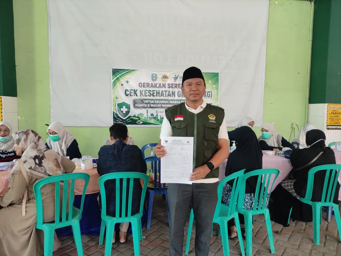 CekKesehatanGratisPCLDIIMojoroto | LDII JAWA TIMUR Ketua PC LDII Mojoroto Budianto saat mengikuti kegiatan Cek Kesehatan Gratis CKG di Pondok Pesantren Nurul Hakim Al Fatah