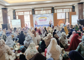 Seminar Parenting Mendidik Anak dengan Cinta di Masjid Nurul Hikmah, Gunung Anyar, Surabaya, Minggu (27/9/2026)