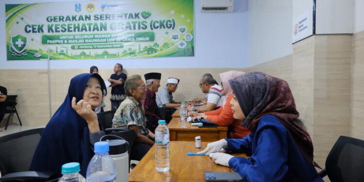 ckgdpdldiijombangdengandinkes | LDII JAWA TIMUR Sebanyak 150 warga mengikuti Cek Kesehatan Gratis CKG yang diselenggarakan DPD LDII Kabupaten Jombang di Kantor DPD LDII Jombang pada Minggu 1392026 Foto LINES Jombang
