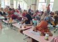 Anak anak mengikuti lomba mewarnai dalam Festival Anak Sholeh LDII Desa Medaeng di Masjid Baiturrohim Minggu 2092026 Foto LINES Sidoarjo